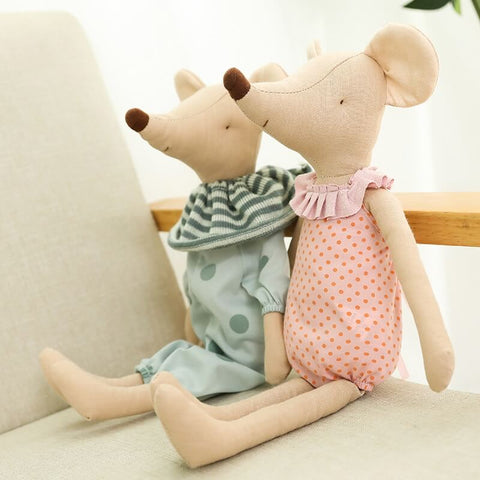 plush mouse