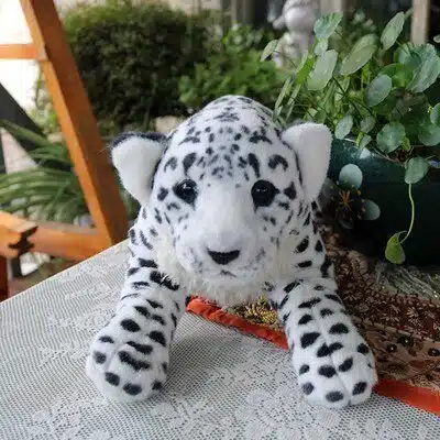 white-leopard