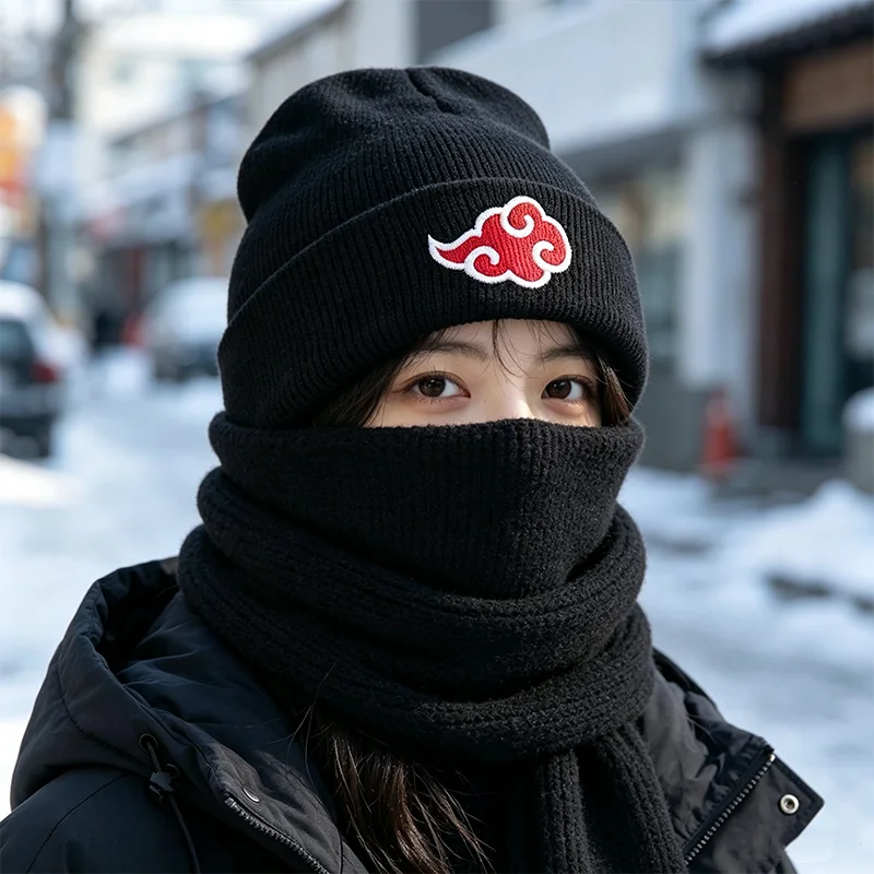 ☁️🔥 𝑨𝑲𝑨𝑻𝑺𝑼𝑲𝑰 𝑵𝑰𝑵𝑱𝑨 🥷 | Gorro de Cosplay Anime con Nube Roja Bordada | Tejido Cálido Unisex para Otoño e Invierno